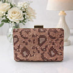 Girls demanding beautiful Hand Clutch for Girls