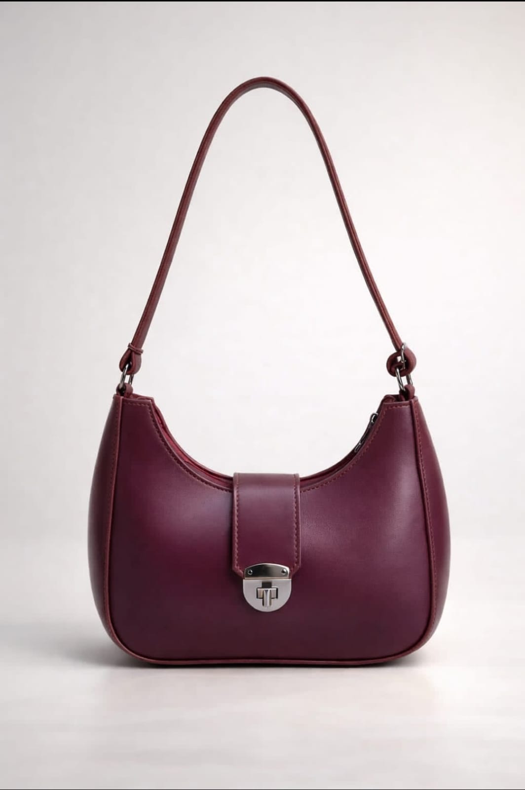 🌙 Trending Moon Shape purse
